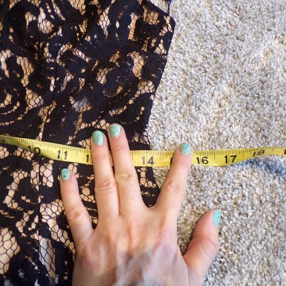 NWT Adrianna Papell black lace dress 4 - Picture 10 of 12